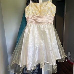 yellow formal homecoming dress brand steppin out size small